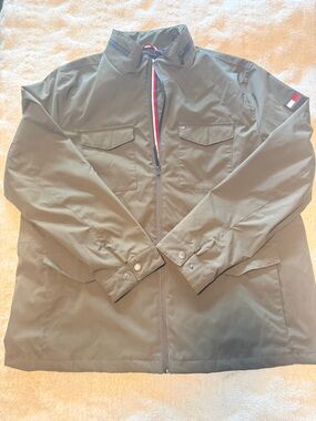 Tommy Hilfiger Olive Green Raincoat with Signature Trim